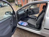 USED 2003 53 VAUXHALL CORSA 1.0i Life Hatchback 3dr Petrol Easytronic (125 g/km, 59 bhp) 