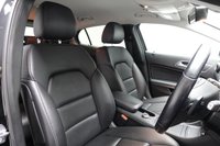 USED 2018 68 MERCEDES-BENZ GLA 2.1 GLA200d SE (Executive) SUV 5dr Diesel 7G-DCT Euro 6 (s/s) (136 ps) HISTORY+HEATED LEATHER+REARCAM