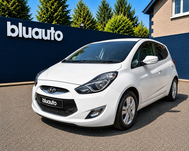View our Hyundai Ix20 1.6 Style Hatchback 5dr Petrol Auto Euro 5 (123 bhp)