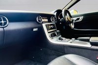 USED 2013 62 MERCEDES-BENZ SLK 2.1 SLK250 CDI BlueEfficiency G-Tronic+ Euro 5 (s/s) 2dr Full Spec + Pan Roof + 10Servi