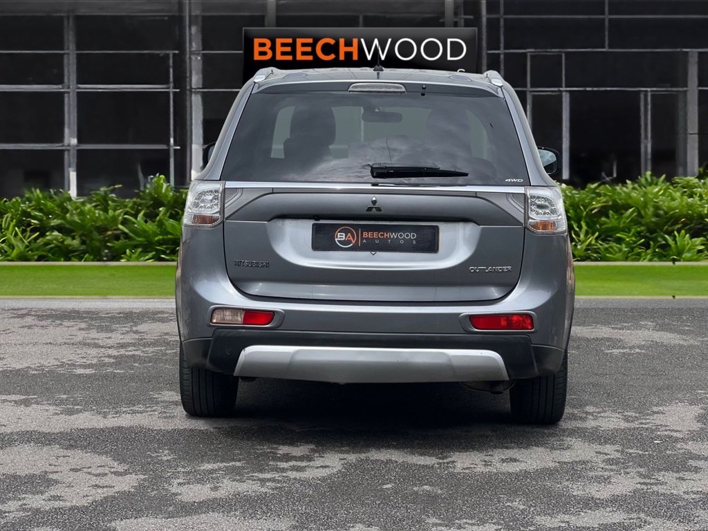 USED 2014 14 MITSUBISHI OUTLANDER 2.2 DI-D GX4 SUV 5dr Diesel Manual 4WD Euro 5 (s/s) (150 ps) *AWARD WINNING DEALERSHIP*