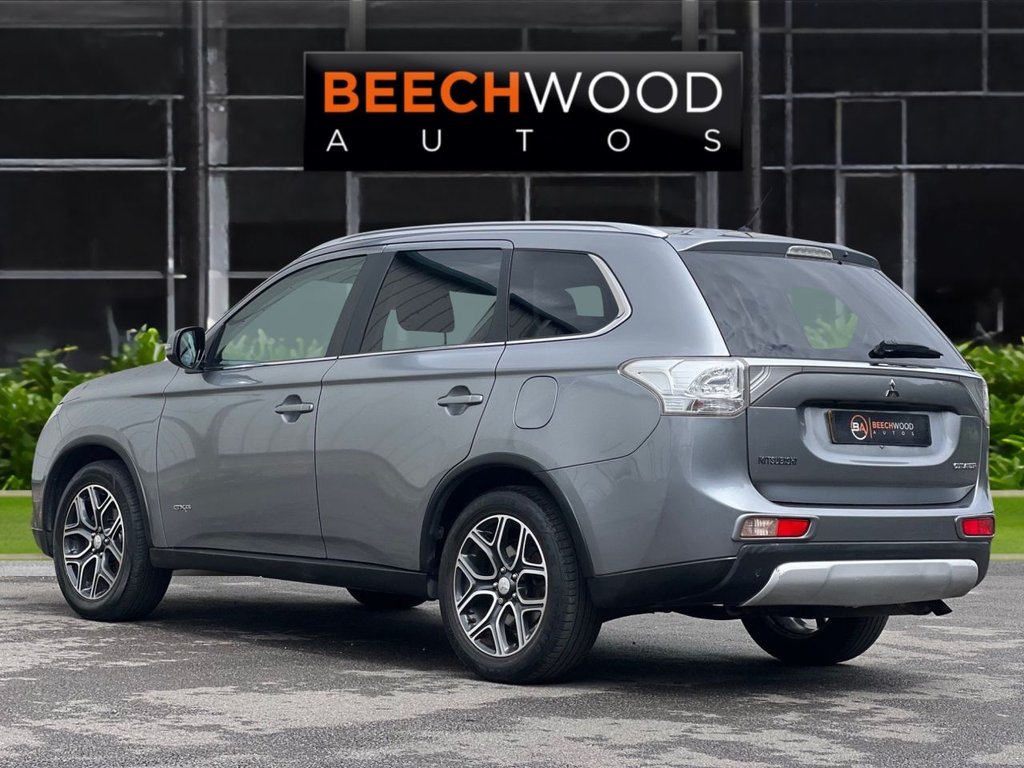 USED 2014 14 MITSUBISHI OUTLANDER 2.2 DI-D GX4 SUV 5dr Diesel Manual 4WD Euro 5 (s/s) (150 ps) *AWARD WINNING DEALERSHIP*