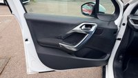 USED 2018 18 PEUGEOT 2008 1.2 PureTech Allure SUV 5dr Petrol Manual Euro 6 (s/s) (110 ps) , 1 OWNER