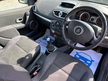 View our RENAULT CLIO