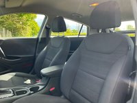 USED 2018 68 HYUNDAI IONIQ 1.6 h-GDi GPF SE Hatchback 5dr Petrol Hybrid DCT Euro 6 (s/s) (141 ps) 