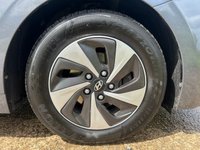 USED 2018 68 HYUNDAI IONIQ 1.6 h-GDi GPF SE Hatchback 5dr Petrol Hybrid DCT Euro 6 (s/s) (141 ps) 