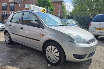 2005 FORD FIESTA