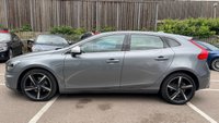 USED 2015 15 VOLVO V40 1.6 T2 R-Design Hatchback 5dr Petrol Manual Euro 5 (s/s) (120 ps) 