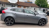 USED 2015 15 VOLVO V40 1.6 T2 R-Design Hatchback 5dr Petrol Manual Euro 5 (s/s) (120 ps) 