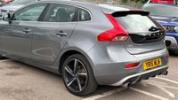 USED 2015 15 VOLVO V40 1.6 T2 R-Design Hatchback 5dr Petrol Manual Euro 5 (s/s) (120 ps) 