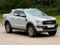 USED 2018 18 FORD RANGER 3.2 TDCi WILDTRACK PICKUP DOUBLE CAB 4DR DIESEL AUTO 4WD EURO 5 (200 PS) NAV NO VAT - VERY LOW MILEAGE - FULL SERVICE HISTORY - JUST BEEN SERVICED -  DESIRABLE 3.2 ENGINE - 2 KEYS - HPI CHECK ALL CLEAR - ULEZ / LEZ / CAZ COMPLIANT - STUNNING METALLIC SILVER PAINTWORK - WILDTRACK BODY STYLING - SAT NAV - CAR PLAY - ANDRIOD AUTO - REVERSE CAMERA - LEATHERS INTERIOR - CRUISE CONTROL - BI XENON HEADLIGHTS - HYDROLIC LIFT - HEATED MIRRORS - FINANCE AVAILABLE - ZERO DEPOSIT OFFERS - ALL VANS/CARS WELCOME IN PART-EXCHANGE, ANY AGE, ANY MILEAGE, ANY CONDITION