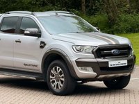 USED 2018 18 FORD RANGER 3.2 TDCi WILDTRACK PICKUP DOUBLE CAB 4DR DIESEL AUTO 4WD EURO 5 (200 PS) NAV NO VAT - VERY LOW MILEAGE - FULL SERVICE HISTORY - JUST BEEN SERVICED -  DESIRABLE 3.2 ENGINE - 2 KEYS - HPI CHECK ALL CLEAR - ULEZ / LEZ / CAZ COMPLIANT - STUNNING METALLIC SILVER PAINTWORK - WILDTRACK BODY STYLING - SAT NAV - CAR PLAY - ANDRIOD AUTO - REVERSE CAMERA - LEATHERS INTERIOR - CRUISE CONTROL - BI XENON HEADLIGHTS - HYDROLIC LIFT - HEATED MIRRORS - FINANCE AVAILABLE - ZERO DEPOSIT OFFERS - ALL VANS/CARS WELCOME IN PART-EXCHANGE, ANY AGE, ANY MILEAGE, ANY CONDITION