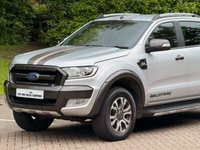 USED 2018 18 FORD RANGER 3.2 TDCi WILDTRACK PICKUP DOUBLE CAB 4DR DIESEL AUTO 4WD EURO 5 (200 PS) NAV NO VAT - VERY LOW MILEAGE - FULL SERVICE HISTORY - JUST BEEN SERVICED -  DESIRABLE 3.2 ENGINE - 2 KEYS - HPI CHECK ALL CLEAR - ULEZ / LEZ / CAZ COMPLIANT - STUNNING METALLIC SILVER PAINTWORK - WILDTRACK BODY STYLING - SAT NAV - CAR PLAY - ANDRIOD AUTO - REVERSE CAMERA - LEATHERS INTERIOR - CRUISE CONTROL - BI XENON HEADLIGHTS - HYDROLIC LIFT - HEATED MIRRORS - FINANCE AVAILABLE - ZERO DEPOSIT OFFERS - ALL VANS/CARS WELCOME IN PART-EXCHANGE, ANY AGE, ANY MILEAGE, ANY CONDITION