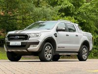 USED 2018 18 FORD RANGER 3.2 TDCi WILDTRACK PICKUP DOUBLE CAB 4DR DIESEL AUTO 4WD EURO 5 (200 PS) NAV NO VAT - VERY LOW MILEAGE - FULL SERVICE HISTORY - JUST BEEN SERVICED -  DESIRABLE 3.2 ENGINE - 2 KEYS - HPI CHECK ALL CLEAR - ULEZ / LEZ / CAZ COMPLIANT - STUNNING METALLIC SILVER PAINTWORK - WILDTRACK BODY STYLING - SAT NAV - CAR PLAY - ANDRIOD AUTO - REVERSE CAMERA - LEATHERS INTERIOR - CRUISE CONTROL - BI XENON HEADLIGHTS - HYDROLIC LIFT - HEATED MIRRORS - FINANCE AVAILABLE - ZERO DEPOSIT OFFERS - ALL VANS/CARS WELCOME IN PART-EXCHANGE, ANY AGE, ANY MILEAGE, ANY CONDITION