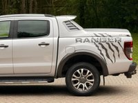 USED 2018 18 FORD RANGER 3.2 TDCi WILDTRACK PICKUP DOUBLE CAB 4DR DIESEL AUTO 4WD EURO 5 (200 PS) NAV NO VAT - VERY LOW MILEAGE - FULL SERVICE HISTORY - JUST BEEN SERVICED -  DESIRABLE 3.2 ENGINE - 2 KEYS - HPI CHECK ALL CLEAR - ULEZ / LEZ / CAZ COMPLIANT - STUNNING METALLIC SILVER PAINTWORK - WILDTRACK BODY STYLING - SAT NAV - CAR PLAY - ANDRIOD AUTO - REVERSE CAMERA - LEATHERS INTERIOR - CRUISE CONTROL - BI XENON HEADLIGHTS - HYDROLIC LIFT - HEATED MIRRORS - FINANCE AVAILABLE - ZERO DEPOSIT OFFERS - ALL VANS/CARS WELCOME IN PART-EXCHANGE, ANY AGE, ANY MILEAGE, ANY CONDITION