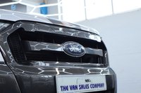 USED 2018 18 FORD RANGER 3.2 TDCi WILDTRACK PICKUP DOUBLE CAB 4DR DIESEL AUTO 4WD EURO 5 (200 PS) NAV NO VAT - VERY LOW MILEAGE - FULL SERVICE HISTORY - JUST BEEN SERVICED -  DESIRABLE 3.2 ENGINE - 2 KEYS - HPI CHECK ALL CLEAR - ULEZ / LEZ / CAZ COMPLIANT - STUNNING METALLIC SILVER PAINTWORK - WILDTRACK BODY STYLING - SAT NAV - CAR PLAY - ANDRIOD AUTO - REVERSE CAMERA - LEATHERS INTERIOR - CRUISE CONTROL - BI XENON HEADLIGHTS - HYDROLIC LIFT - HEATED MIRRORS - FINANCE AVAILABLE - ZERO DEPOSIT OFFERS - ALL VANS/CARS WELCOME IN PART-EXCHANGE, ANY AGE, ANY MILEAGE, ANY CONDITION