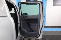 USED 2018 18 FORD RANGER 3.2 TDCi WILDTRACK PICKUP DOUBLE CAB 4DR DIESEL AUTO 4WD EURO 5 (200 PS) NAV NO VAT - VERY LOW MILEAGE - FULL SERVICE HISTORY - JUST BEEN SERVICED -  DESIRABLE 3.2 ENGINE - 2 KEYS - HPI CHECK ALL CLEAR - ULEZ / LEZ / CAZ COMPLIANT - STUNNING METALLIC SILVER PAINTWORK - WILDTRACK BODY STYLING - SAT NAV - CAR PLAY - ANDRIOD AUTO - REVERSE CAMERA - LEATHERS INTERIOR - CRUISE CONTROL - BI XENON HEADLIGHTS - HYDROLIC LIFT - HEATED MIRRORS - FINANCE AVAILABLE - ZERO DEPOSIT OFFERS - ALL VANS/CARS WELCOME IN PART-EXCHANGE, ANY AGE, ANY MILEAGE, ANY CONDITION