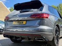 USED 2020 20 VOLKSWAGEN TOUAREG 3.0 TDI V6 Black Edition SUV 5dr Diesel Tiptronic 4Motion Euro 6 (s/s) (286 ps) **Maxton Kit - Fully Loaded** 