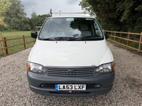 USED 2004 53 TOYOTA HI-ACE 2.5L DIESEL,5 SPEED,SWB,NO VAT RARE CLASSIC HIACE VAN LOW MILAGE