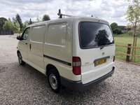 USED 2004 53 TOYOTA HI-ACE 2.5L DIESEL,5 SPEED,SWB,NO VAT RARE CLASSIC HIACE VAN LOW MILAGE