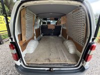 USED 2004 53 TOYOTA HI-ACE 2.5L DIESEL,5 SPEED,SWB,NO VAT RARE CLASSIC HIACE VAN LOW MILAGE
