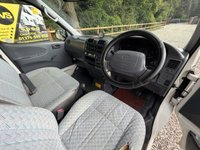 USED 2004 53 TOYOTA HI-ACE 2.5L DIESEL,5 SPEED,SWB,NO VAT RARE CLASSIC HIACE VAN LOW MILAGE