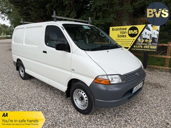 2004 TOYOTA HI-ACE