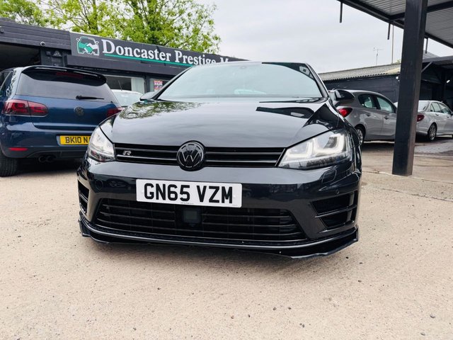View our VOLKSWAGEN GOLF
