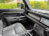 USED 2020 70 LAND ROVER DEFENDER 110 2.0 SD4 SE Auto 4WD Euro 6 (s/s) 5dr 1 Owner/Pan Roof/Full History