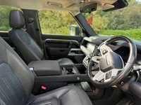 USED 2020 70 LAND ROVER DEFENDER 110 2.0 SD4 SE Auto 4WD Euro 6 (s/s) 5dr 1 Owner/Pan Roof/Full History