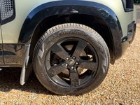 USED 2020 70 LAND ROVER DEFENDER 110 2.0 SD4 SE Auto 4WD Euro 6 (s/s) 5dr 1 Owner/Pan Roof/Full History