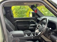 USED 2020 70 LAND ROVER DEFENDER 110 2.0 SD4 SE Auto 4WD Euro 6 (s/s) 5dr 1 Owner/Pan Roof/Full History