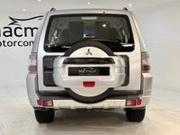 USED 2012 12 MITSUBISHI SHOGUN 3.2 DI-DC SG2 SUV 5dr Diesel Manual 4WD Euro 5 LWB (197 ps) Rare opportunity, impeccable