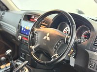 USED 2012 12 MITSUBISHI SHOGUN 3.2 DI-DC SG2 SUV 5dr Diesel Manual 4WD Euro 5 LWB (197 ps) Rare opportunity, impeccable