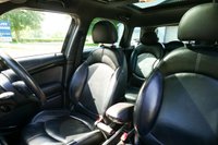 USED 2015 15 MINI COUNTRYMAN 1.6 Cooper SUV 5dr Petrol Auto Euro 6 (122 ps) MIDNIGHT GREY METALLIC PAINTWORK + TWIN SUNROOF + HEATED SEATS