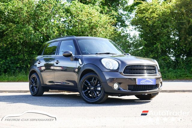 View our MINI Countryman 1.6 Cooper SUV 5dr Petrol Auto Euro 6 (122 ps)