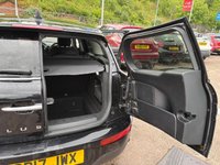 USED 2017 17 MINI CLUBMAN 1.5 Cooper Estate 6dr Petrol Auto Euro 6 (s/s) (136 ps) SERVICE HISTORY, CHILI PACK, HEATED SEATS, SAT NAV, 2 KEYS