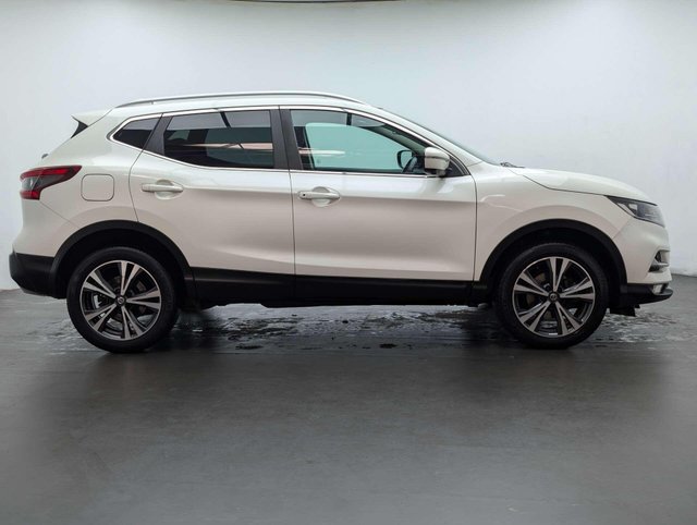 USED 2017 67 NISSAN QASHQAI 1.6 Qashqai N-Connecta DiG-T 5dr CLICK+COLLECT / HOME DELIVERY