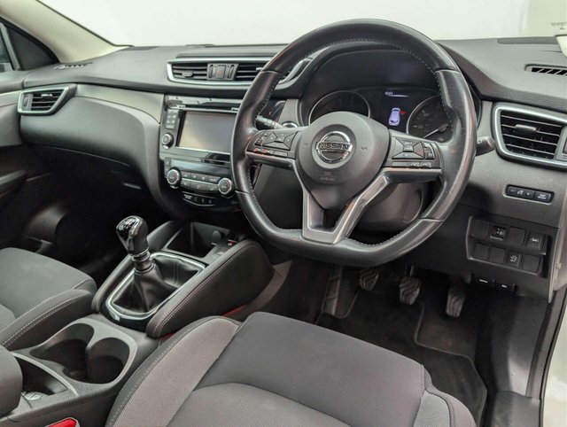 USED 2017 67 NISSAN QASHQAI 1.6 Qashqai N-Connecta DiG-T 5dr CLICK+COLLECT / HOME DELIVERY