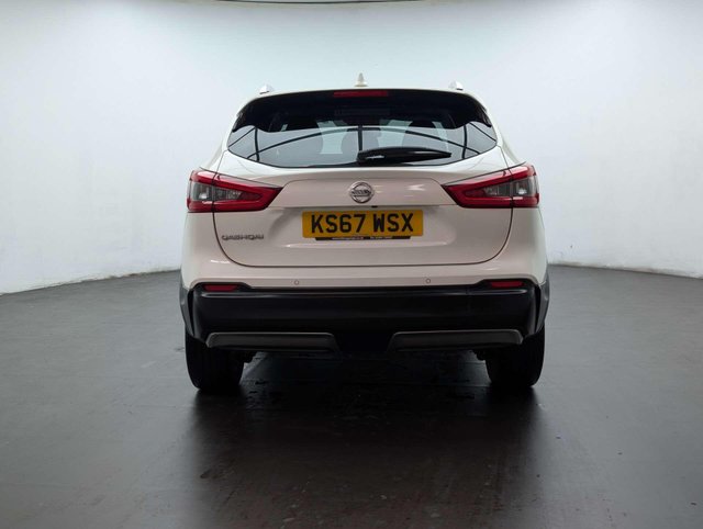 USED 2017 67 NISSAN QASHQAI 1.6 Qashqai N-Connecta DiG-T 5dr CLICK+COLLECT / HOME DELIVERY