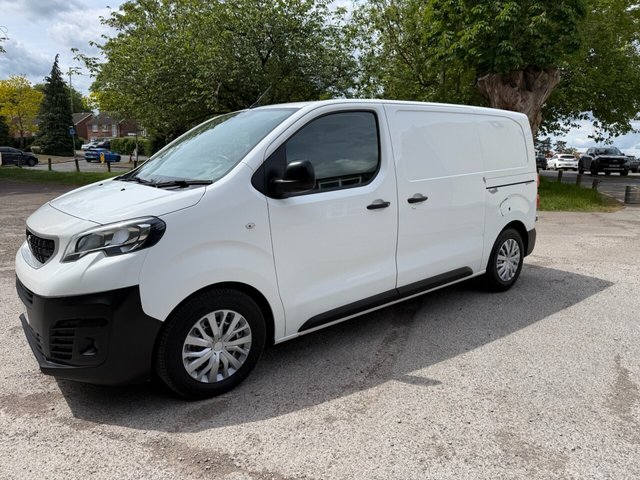 View our PEUGEOT EXPERT