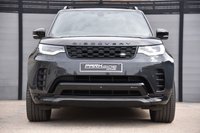 USED 2022 22 LAND ROVER DISCOVERY 3.0 D300 MHEV R-Dynamic HSE SUV 5dr Diesel Auto 4WD Euro 6 (s/s) (300 ps) 1 Owner from New | VAT Qualifying | Electric Panoramic Sunroof | Privacy Glass | Satellite Navigation | 22" Alloy Wheels | 2 Keys | Full Land Rover Service History | White/Black Full Leather Upholstery | Park Assist | 7 Seater | Twin Speed Transfer Box | MOT Valid (23/06/2026)