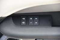 USED 2022 22 LAND ROVER DISCOVERY 3.0 D300 MHEV R-Dynamic HSE SUV 5dr Diesel Auto 4WD Euro 6 (s/s) (300 ps) 1 Owner from New | VAT Qualifying | Electric Panoramic Sunroof | Privacy Glass | Satellite Navigation | 22" Alloy Wheels | 2 Keys | Full Land Rover Service History | White/Black Full Leather Upholstery | Park Assist | 7 Seater | Twin Speed Transfer Box | MOT Valid (23/06/2026)