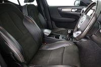 USED 2020 70 VOLVO XC40 1.5 T3 R-Design Pro SUV 5dr Petrol Manual Euro 6 (s/s) (163 ps) NEW STOCK