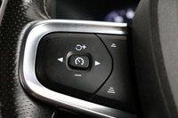 USED 2020 70 VOLVO XC40 1.5 T3 R-Design Pro SUV 5dr Petrol Manual Euro 6 (s/s) (163 ps) NEW STOCK