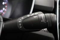 USED 2020 70 VOLVO XC40 1.5 T3 R-Design Pro SUV 5dr Petrol Manual Euro 6 (s/s) (163 ps) NEW STOCK