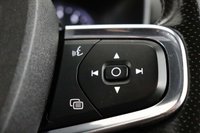 USED 2020 70 VOLVO XC40 1.5 T3 R-Design Pro SUV 5dr Petrol Manual Euro 6 (s/s) (163 ps) NEW STOCK