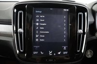 USED 2020 70 VOLVO XC40 1.5 T3 R-Design Pro SUV 5dr Petrol Manual Euro 6 (s/s) (163 ps) NEW STOCK