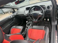 USED 2017 17 FORD FIESTA 1.6T EcoBoost ST-3 Euro 6 3dr FULL SERVICE HISTORY
