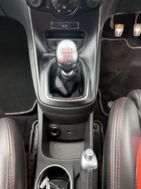 USED 2017 17 FORD FIESTA 1.6T EcoBoost ST-3 Euro 6 3dr FULL SERVICE HISTORY